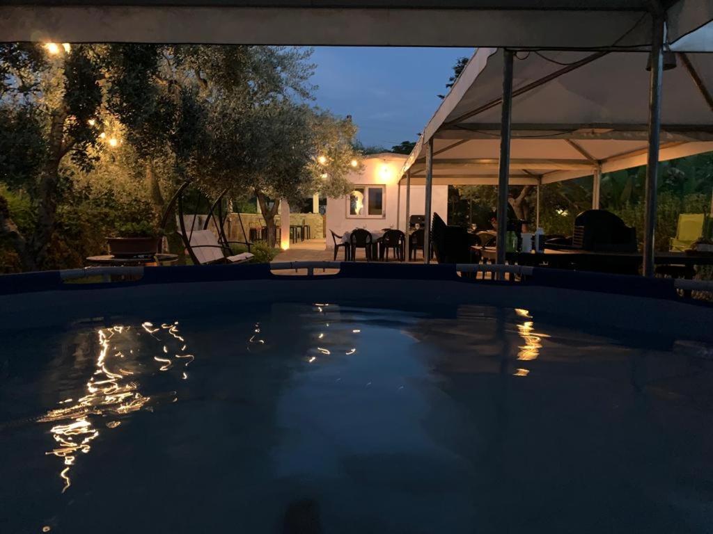 Countryhouse Gli Ulivi Модуньо Екстериор снимка